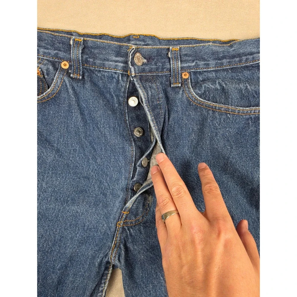 Levis $1 shipping